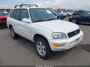 Salvage Toyota RAV4
