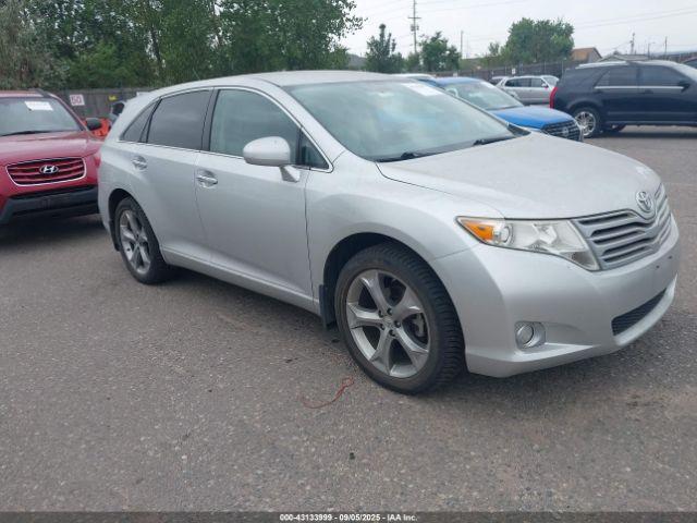  Salvage Toyota Venza