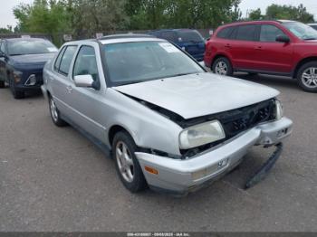  Salvage Volkswagen Jetta