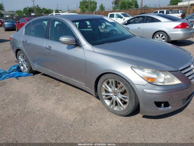  Salvage Hyundai Genesis