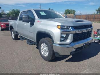  Salvage Chevrolet Silverado 2500