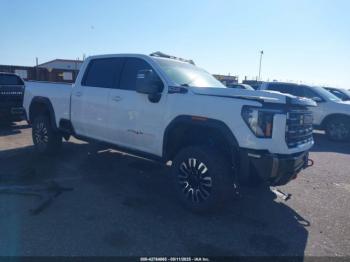  Salvage General Motors Sierra 2500HD