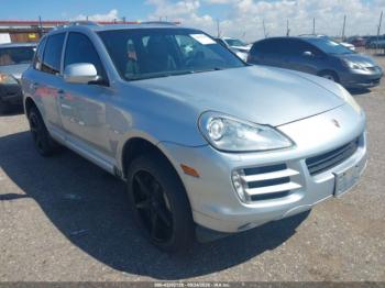  Salvage Porsche Cayenne
