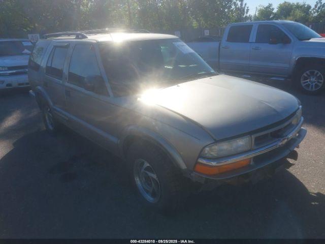  Salvage Chevrolet Blazer