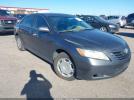 Toyota Camry Le Image 5