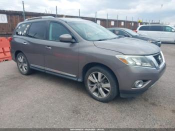  Salvage Nissan Pathfinder