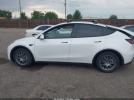 Tesla Model Y Long Range Dual Motor All-wheel Drive Image 10