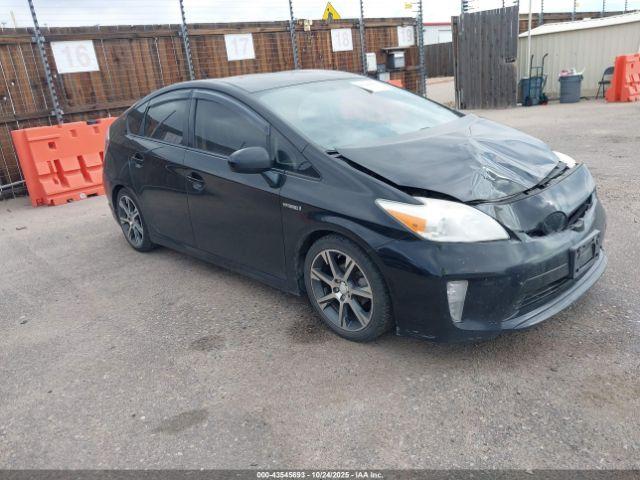  Salvage Toyota Prius