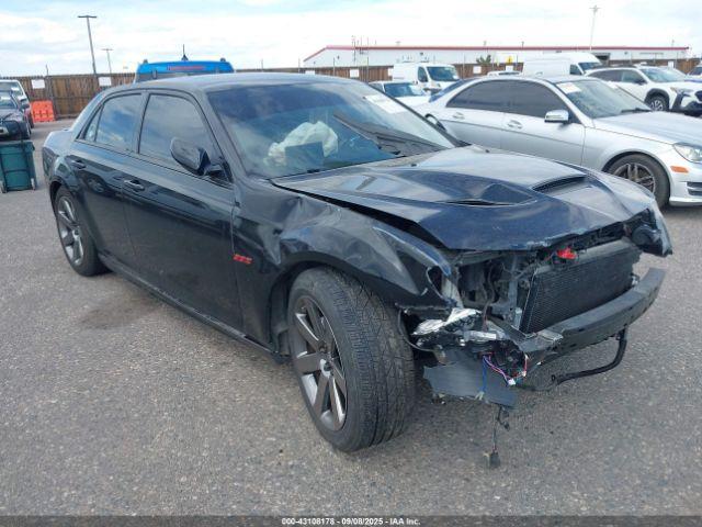  Salvage Chrysler 300