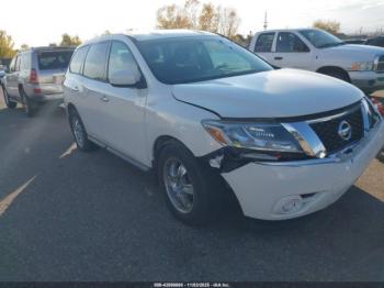  Salvage Nissan Pathfinder