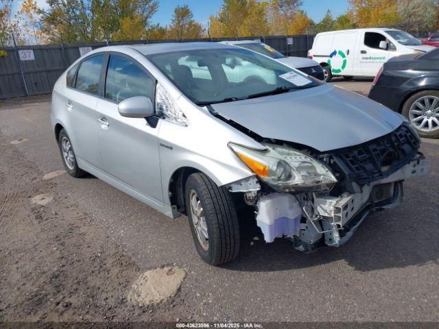  Salvage Toyota Prius