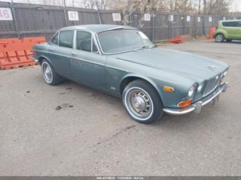  Salvage Jaguar Xj6