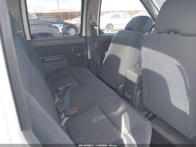 Nissan Frontier Sve-v6 Image 11