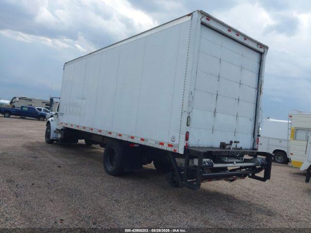 Freightliner M2 106 Medium Duty Image 3