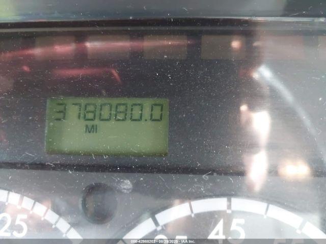 Freightliner M2 106 Medium Duty Image 13