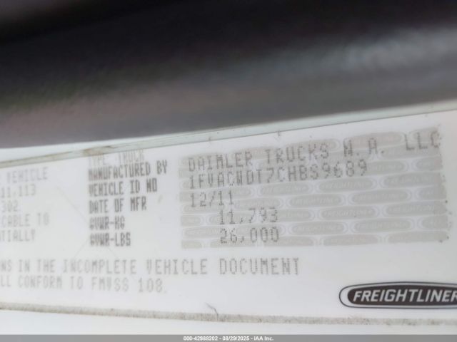 Freightliner M2 106 Medium Duty Image 9