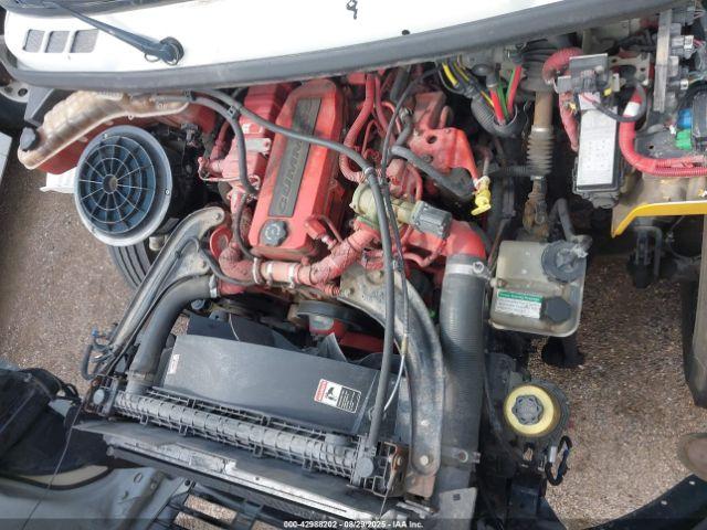 Freightliner M2 106 Medium Duty Image 5