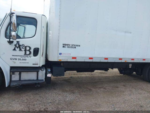 Freightliner M2 106 Medium Duty Image 11
