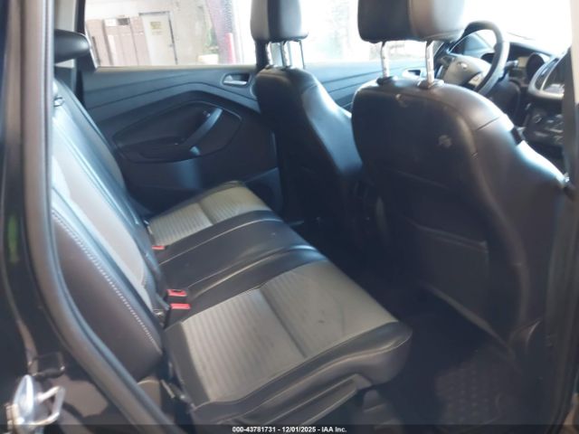 Ford Escape Titanium Image 6