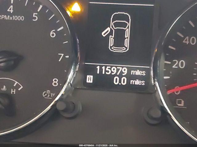 Nissan Rogue Sv Image 4