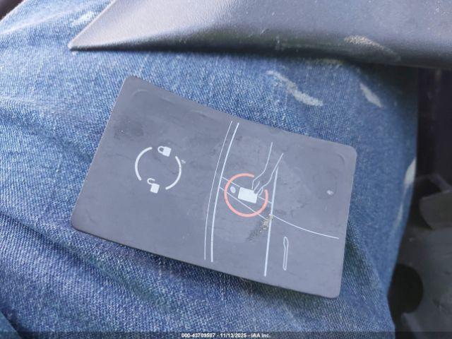 Tesla Model 3 Image 6