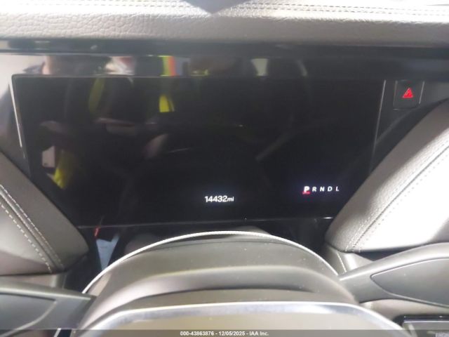 GMC Yukon 4wd Denali Image 6