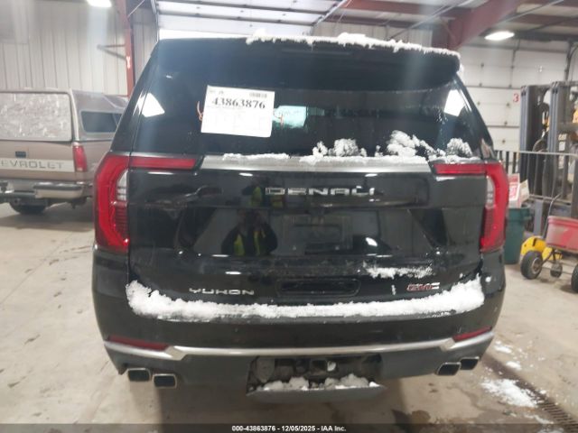 GMC Yukon 4wd Denali Image 12