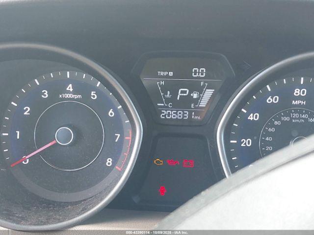 Hyundai ELANTRA Se Image 13