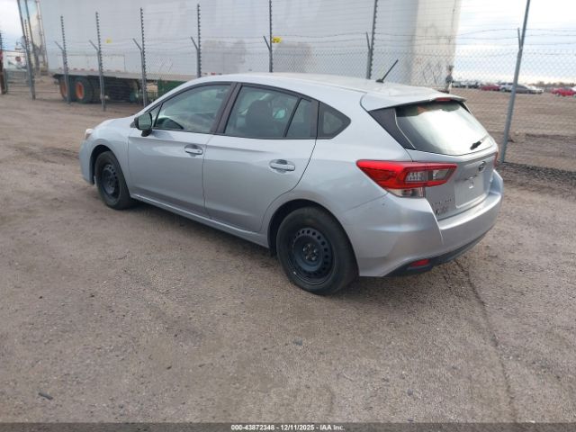 Subaru Impreza 5-door Image 16