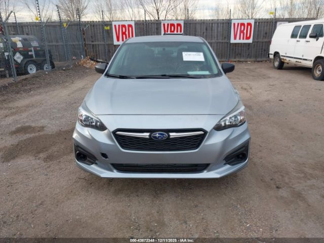 Subaru Impreza 5-door Image 12