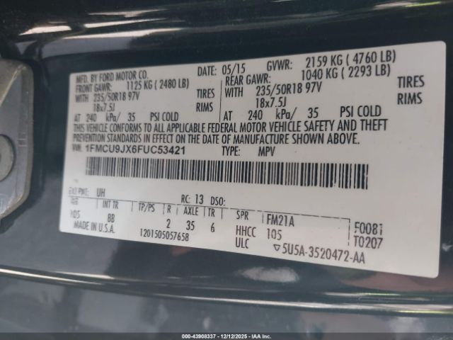 Ford Escape Titanium Image 10