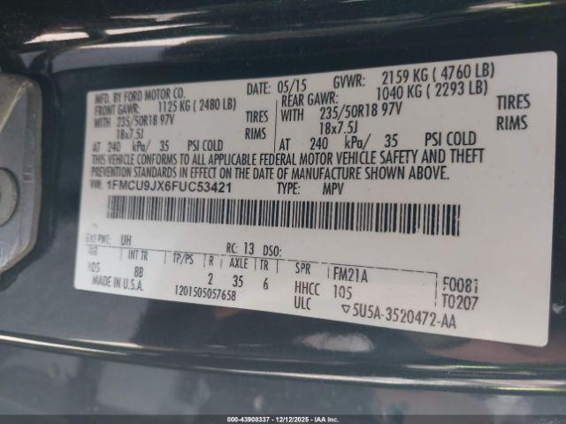 Ford Escape Titanium Image 10