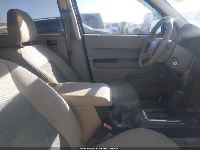 Ford Escape Xlt Image 11