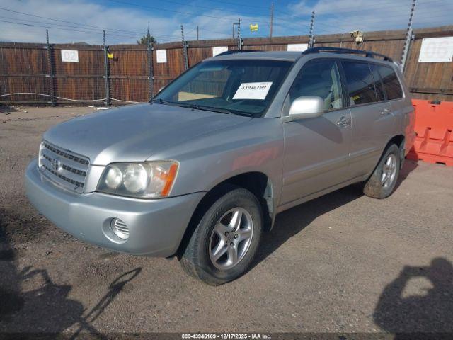 Toyota Highlander V6 Image 5