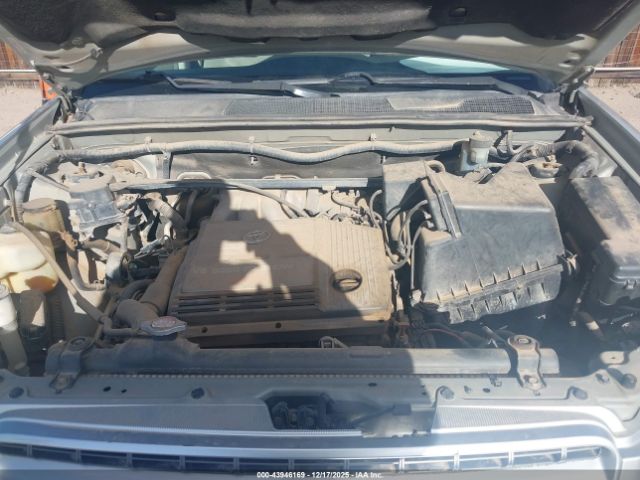 Toyota Highlander V6 Image 3