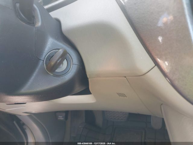 Toyota Highlander V6 Image 2