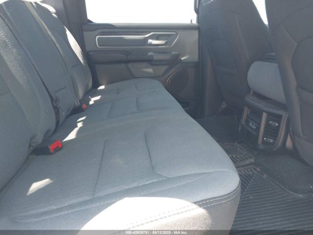 Ram 1500 Big Horn  4x4 6'4 Box Image 11