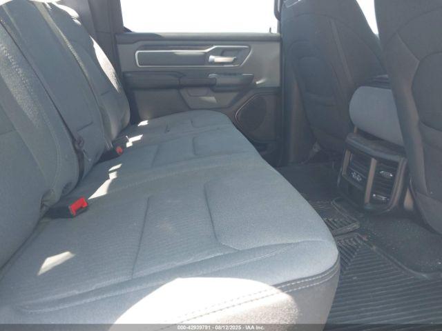 Ram 1500 Big Horn  4x4 6'4 Box Image 11