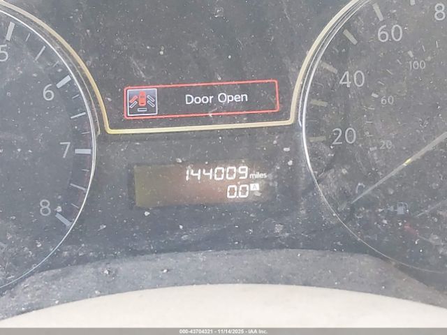 Nissan Pathfinder Sv Image 12