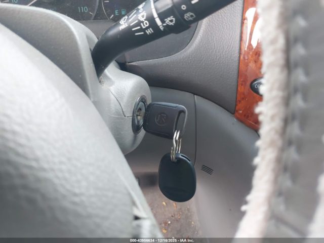 Toyota Sienna Xle Image 5