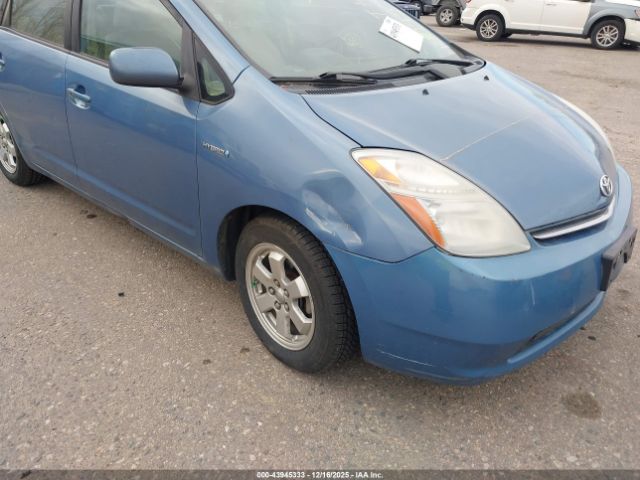 Toyota Prius Image 11