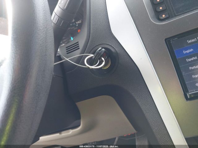 Ford Explorer Image 9