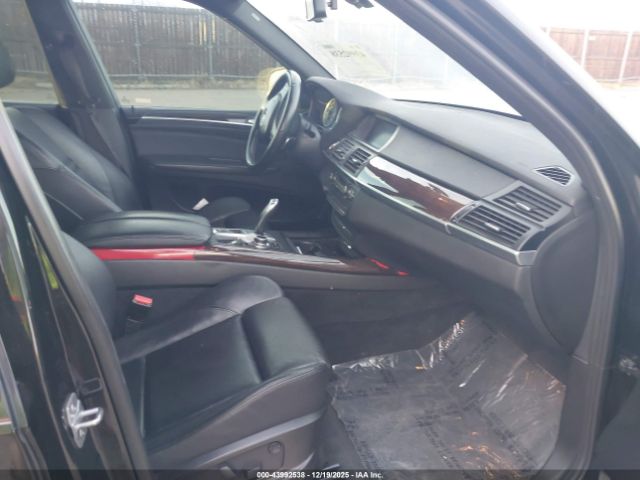 BMW X Series Xdrive50i Image 3