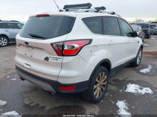 Ford Escape Titanium Image 6