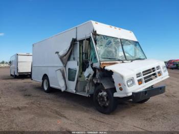  Salvage Freightliner Chassis