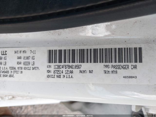 Chrysler 200 Lx Image 5