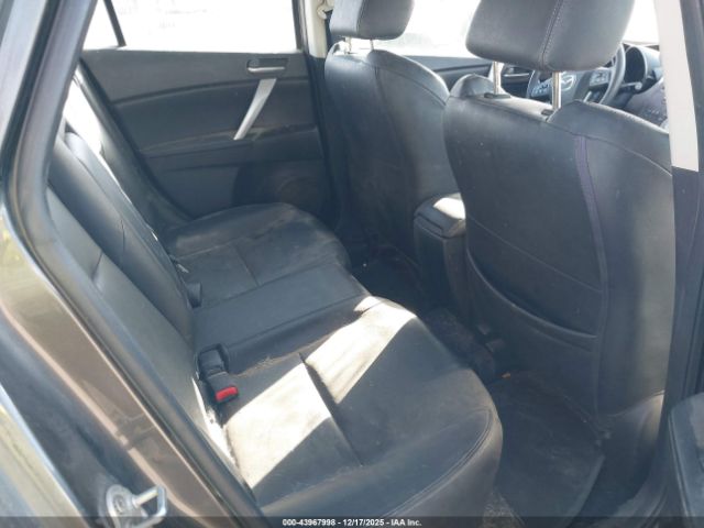 Mazda Mazda3 S Grand Touring Image 3