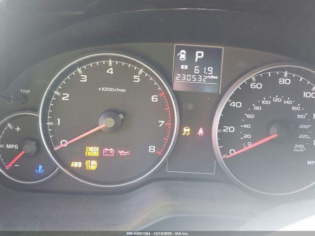 Subaru Outback 2.5i Image 2