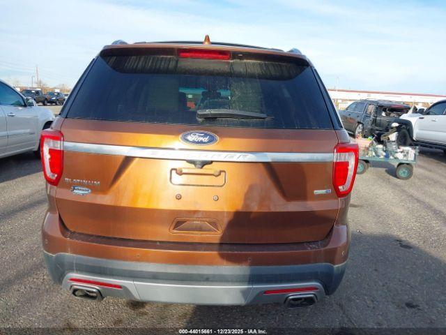 Ford Explorer Platinum Image 12