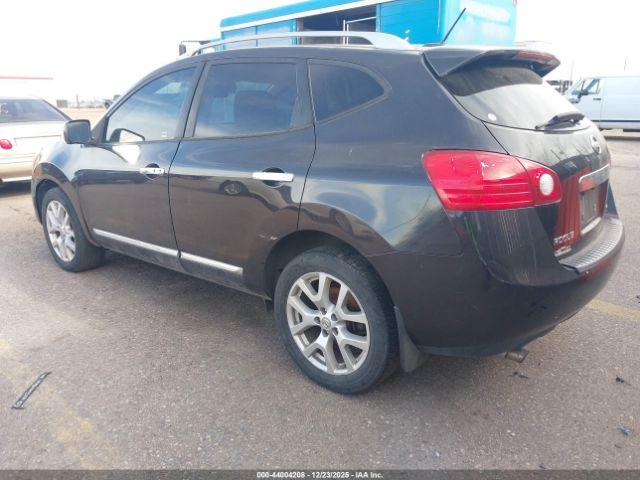 Nissan Rogue Image 4